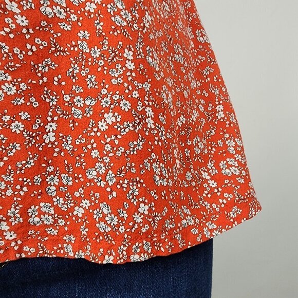 Sabrina Butterfly Red Floral Short Sleeve Top Size S/M - Picture 4 of 8